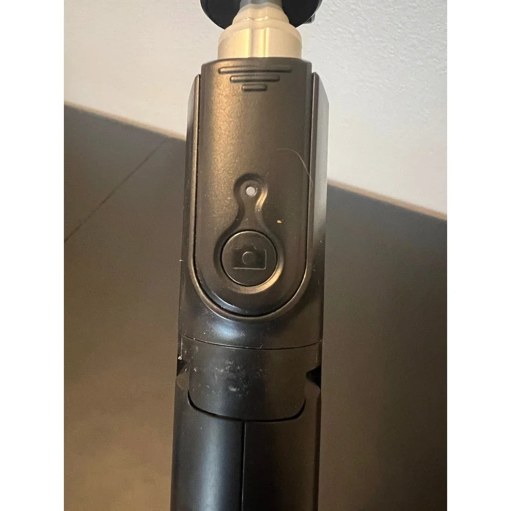 Selfie Stick Tripod Black Bluetooth Remote